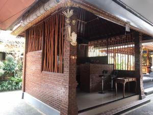 leo home stay