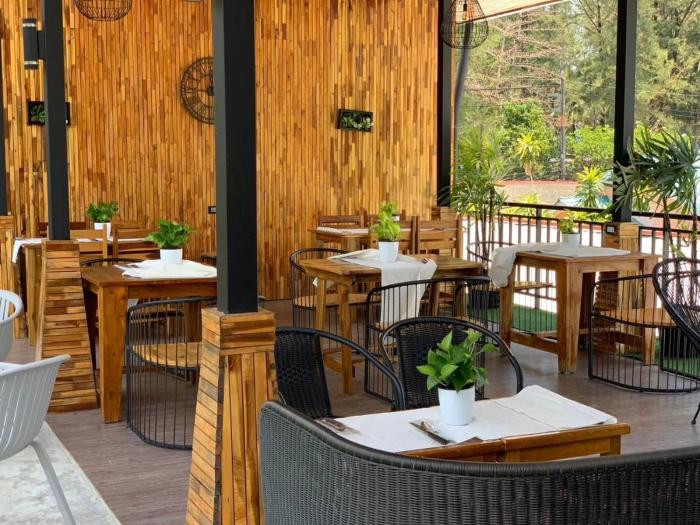 momento bangtao beach