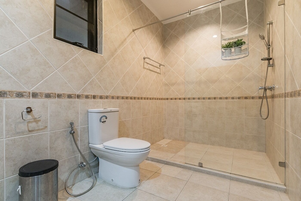 anb poolvilla 2br with private beach