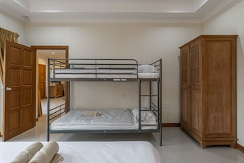 anb poolvilla 2br with private beach