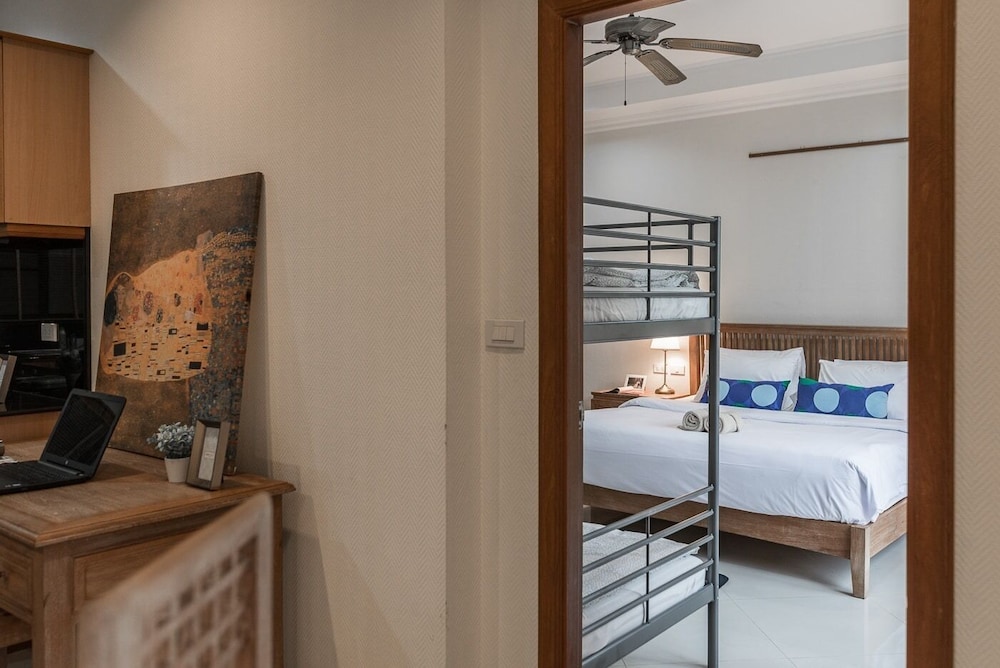 anb poolvilla 2br with private beach