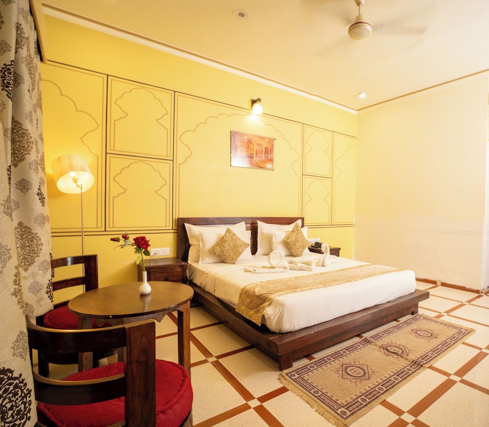 hotel laxmi niwas a heritage retreat