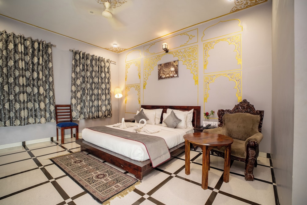 hotel laxmi niwas a heritage retreat