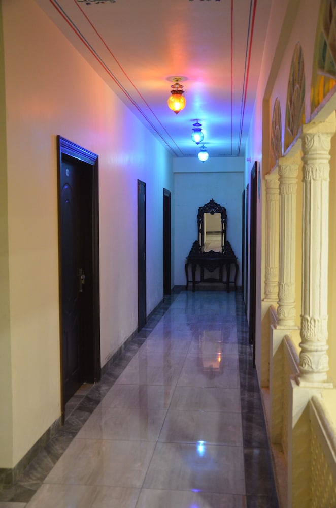 hotel laxmi niwas a heritage retreat