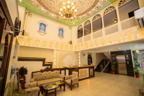 hotel laxmi niwas a heritage retreat