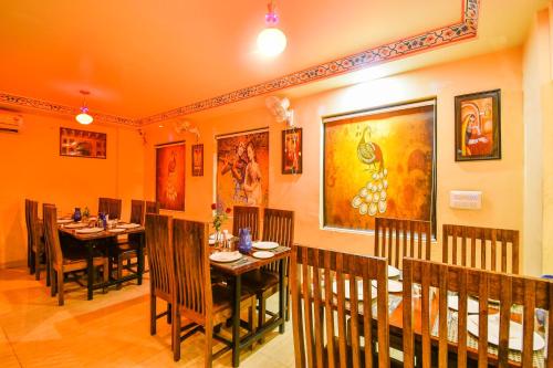 hotel laxmi niwas a heritage retreat