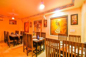 hotel laxmi niwas a heritage retreat