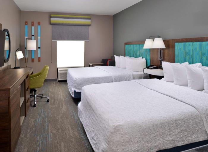 hampton inn laplace