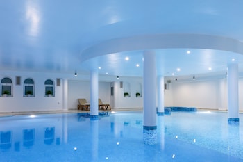 golden bay beach hotel