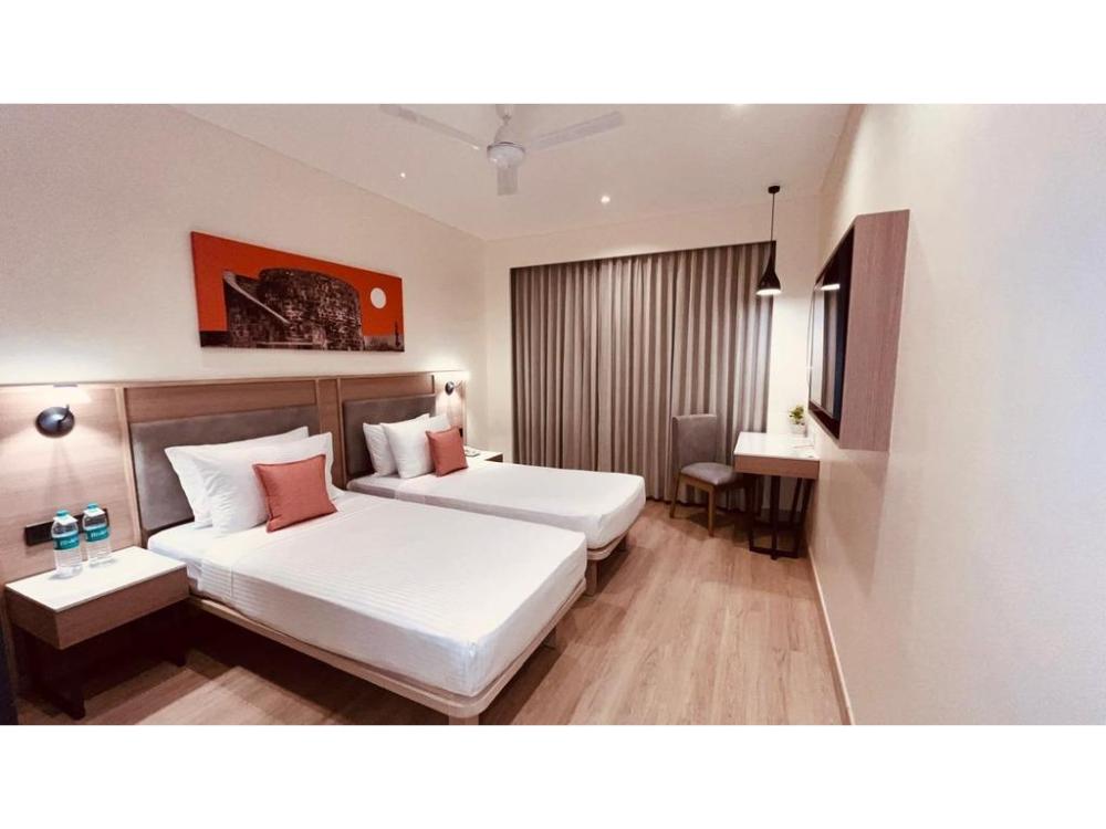 noorya business and banquet hotel