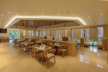 noorya business and banquet hotel
