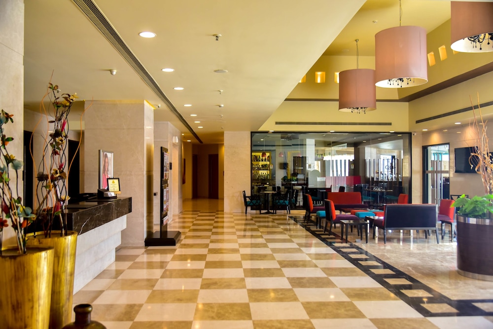 noorya business and banquet hotel