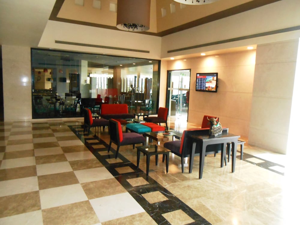 noorya business and banquet hotel
