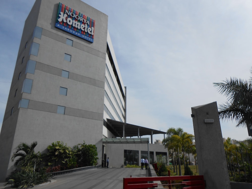noorya business and banquet hotel