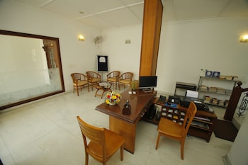 fort manor