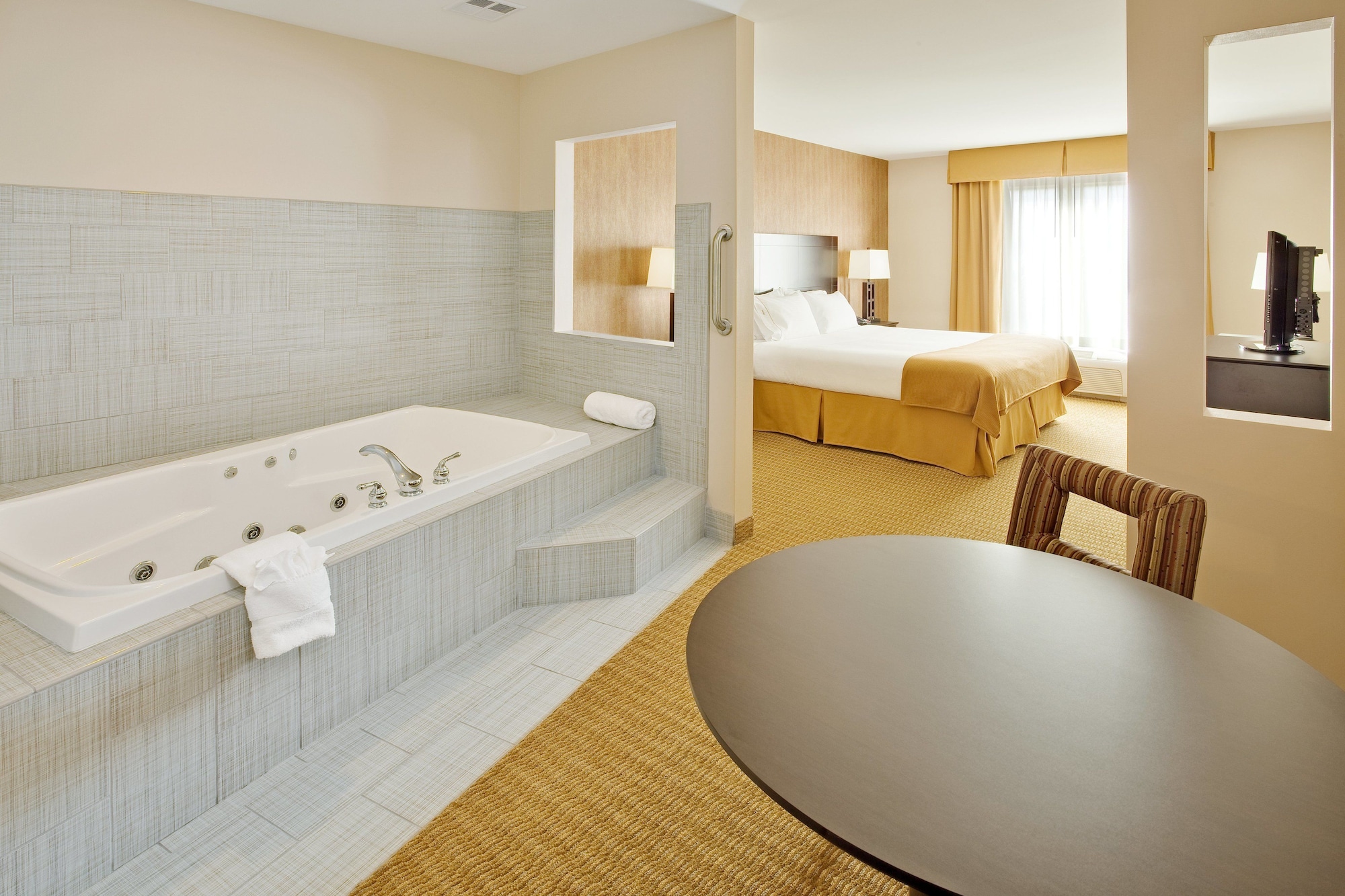 holiday inn express hotel and suites lebanon by ihg
