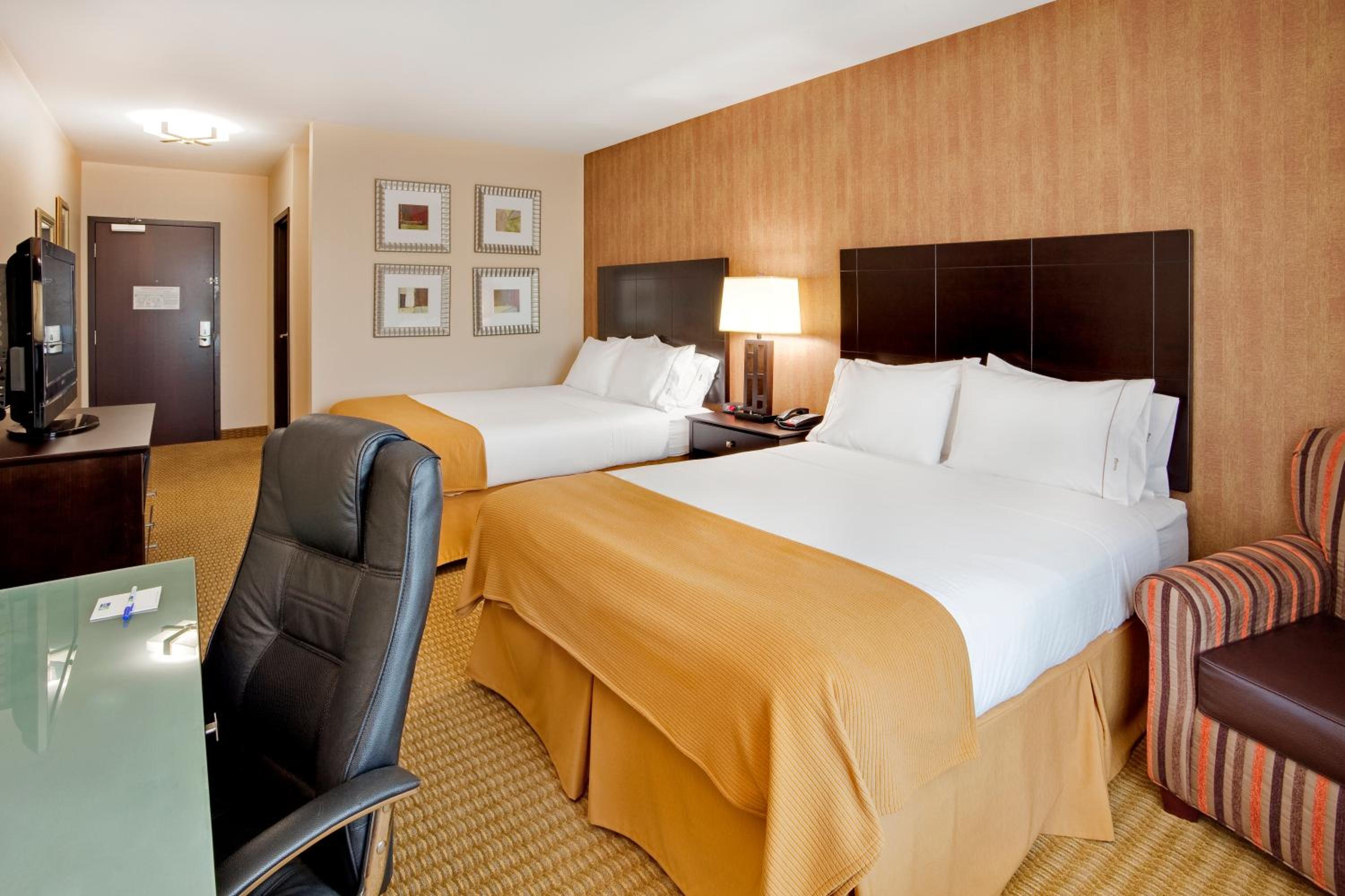 holiday inn express hotel and suites lebanon by ihg