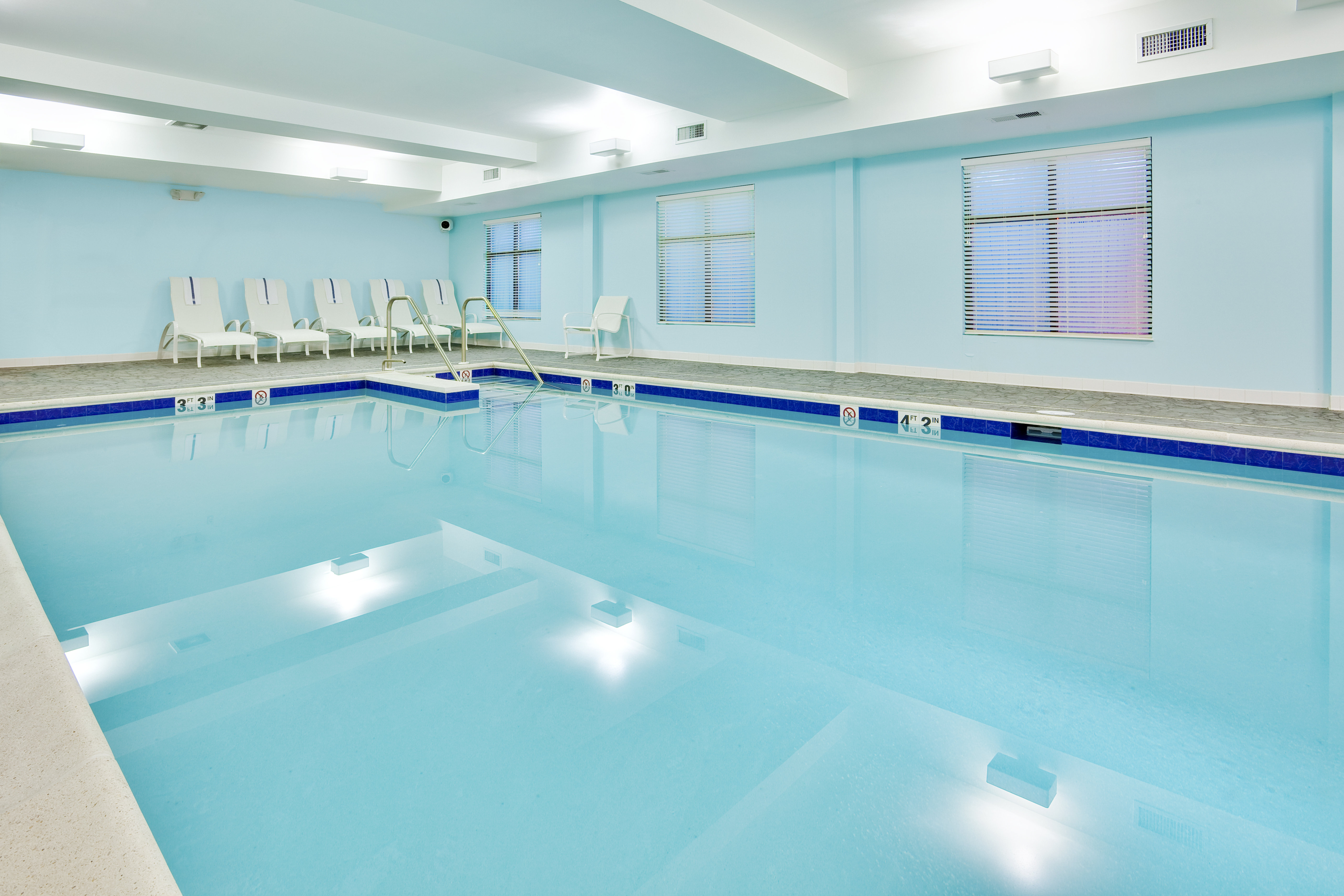holiday inn express hotel and suites lebanon by ihg