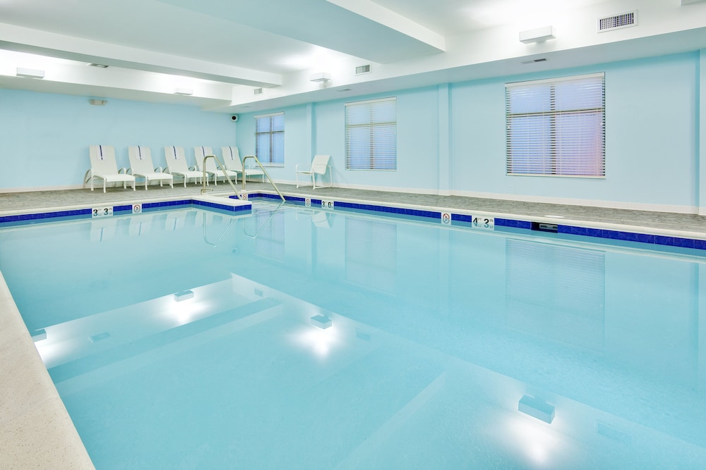 holiday inn express hotel and suites lebanon by ihg