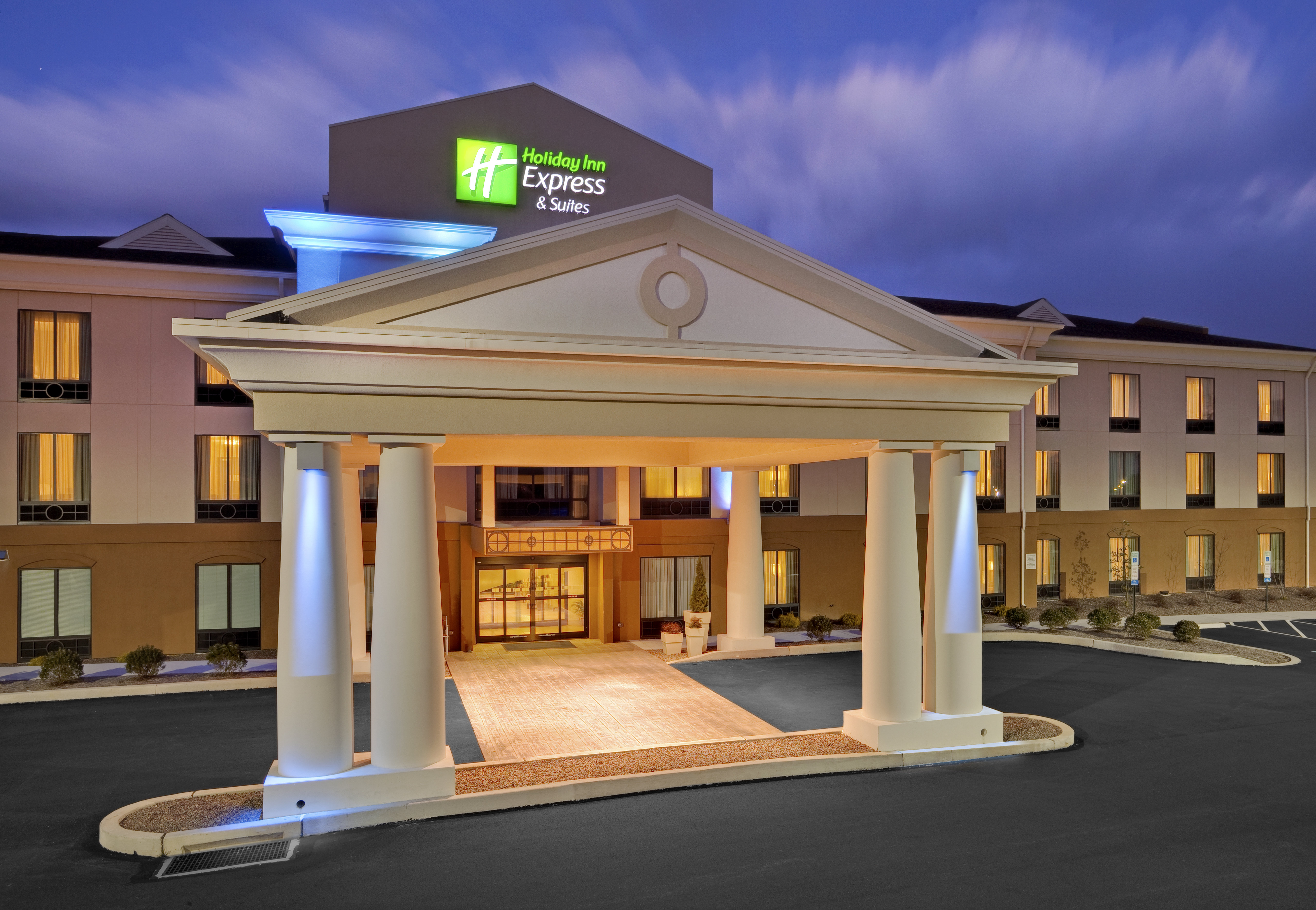 holiday inn express hotel and suites lebanon by ihg