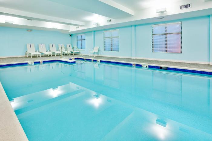 holiday inn express hotel and suites lebanon by ihg
