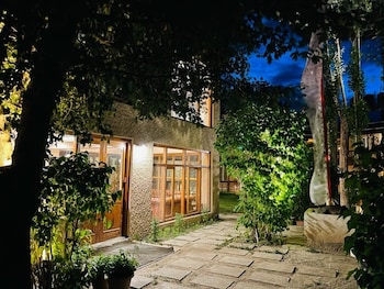 hotel shambhala resort