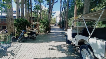 hotel shambhala resort