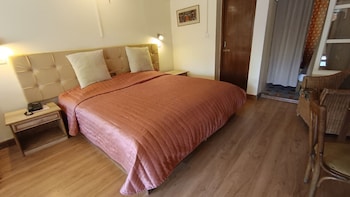 hotel shambhala resort