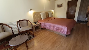 hotel shambhala resort