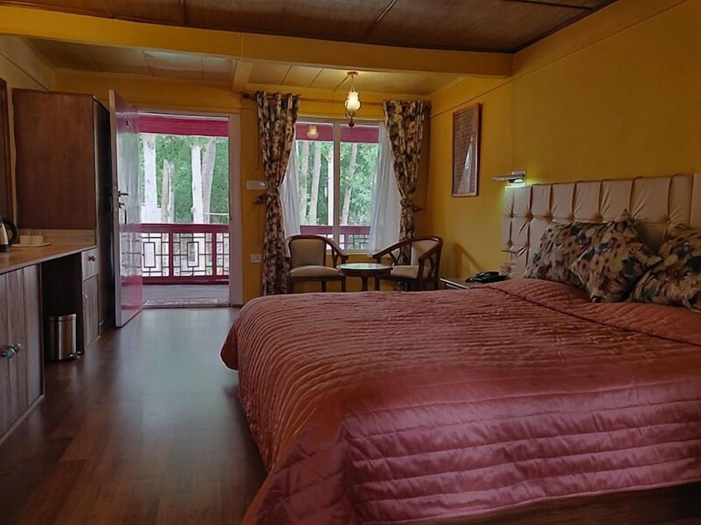 hotel shambhala resort