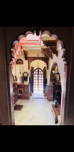 juna mahal