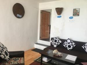 hideout backpackers hostel