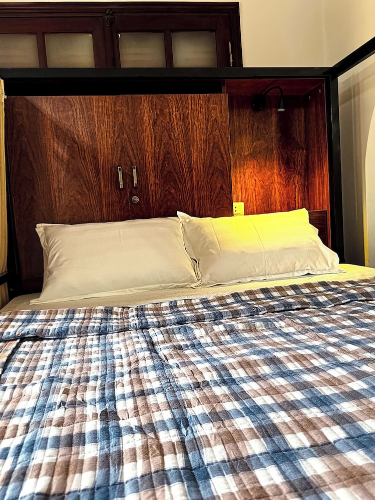 tuna homestay hostel