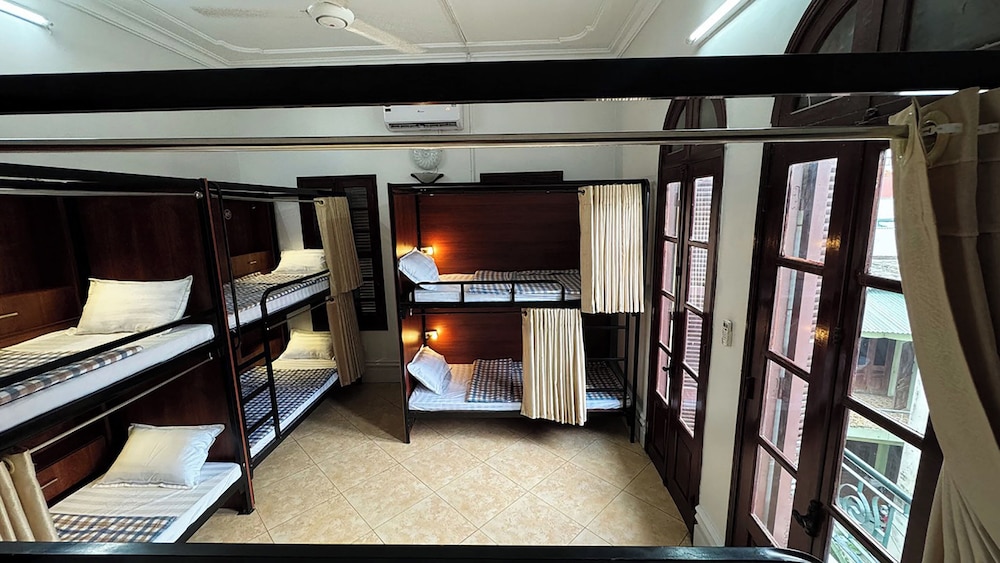tuna homestay hostel