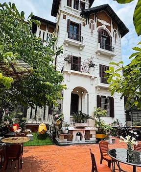 tuna homestay hostel