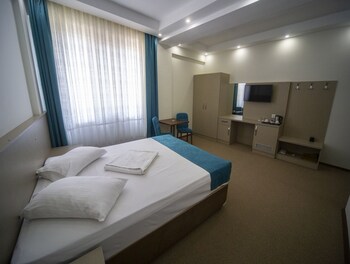 vira 10 hotel