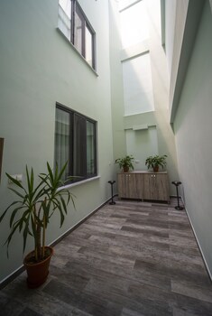 vira 10 hotel