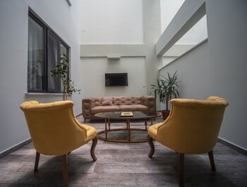 vira 10 hotel
