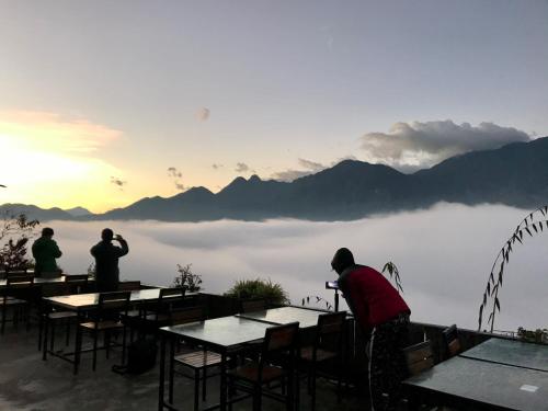 fansipan terrace cafe and homestay