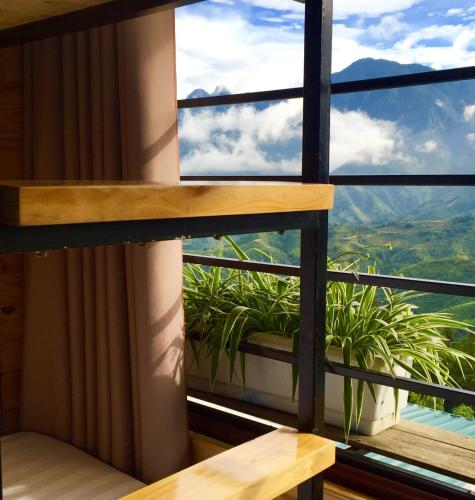 fansipan terrace cafe and homestay