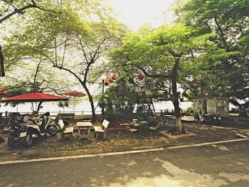 hanoi home 2 lake view apartment