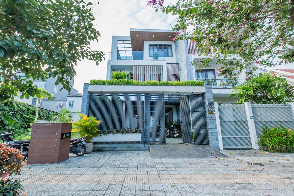 icity villa riverfront danang