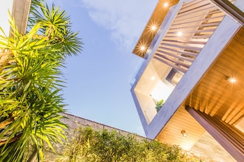 icity villa riverfront danang