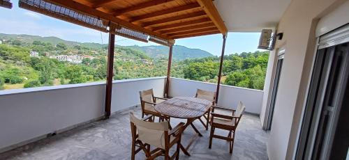 villa kavourakia