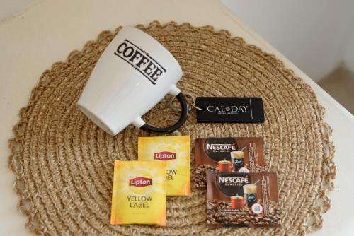 cal day rooms santorini