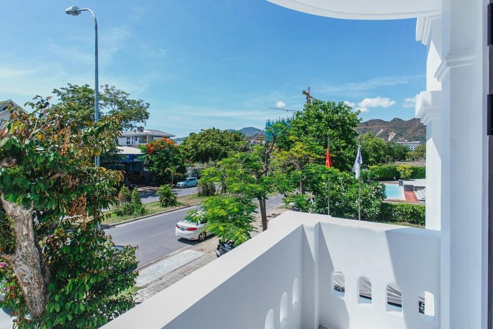 la sera suites nha trang