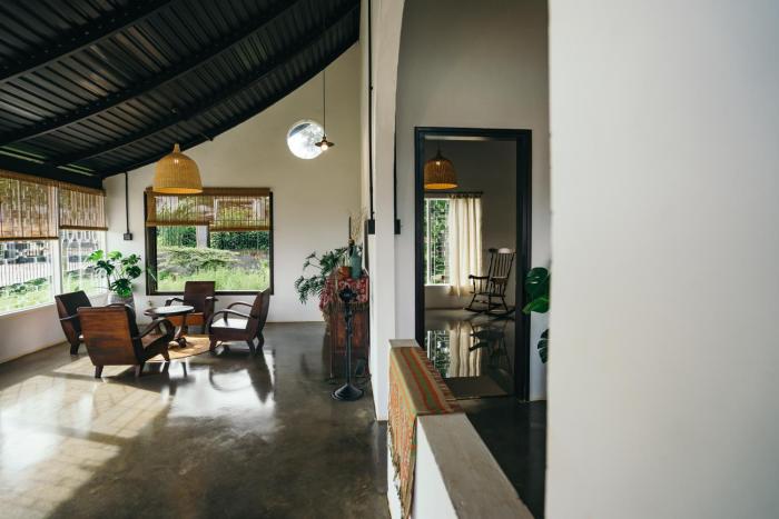 xom organic farm stay