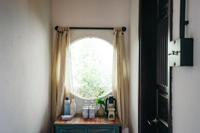 xom organic farm stay