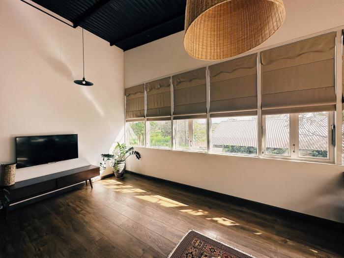 xom organic farm stay