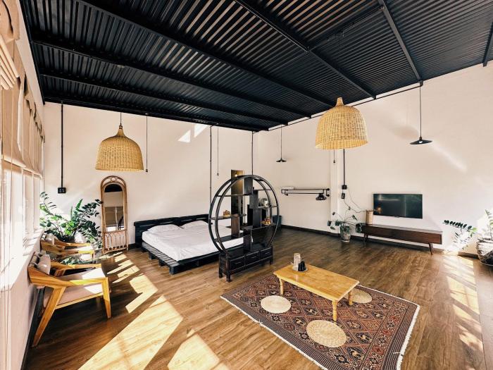 xom organic farm stay